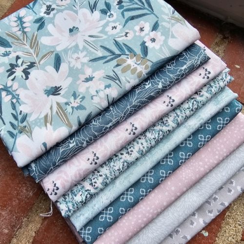 pink, green and cream fat quarter bundle fabric quilting